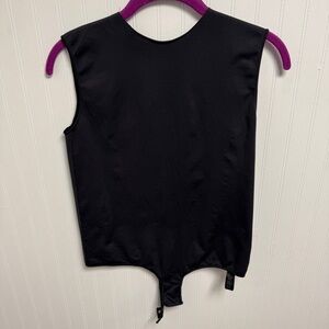 Skims Essential Bodysuit Sleeveless Crewneck